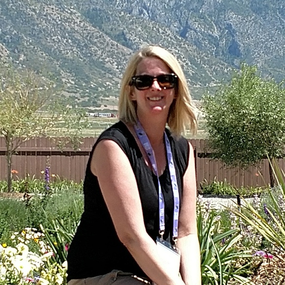 Meet your Posher, Bobbi jo - Picture 1 of 1